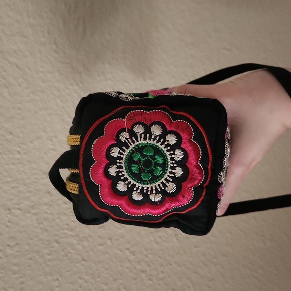 Bag - Picture 3 of 4